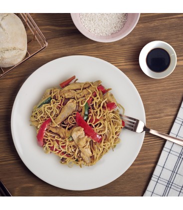 Noodles al wok de pollo y verduras