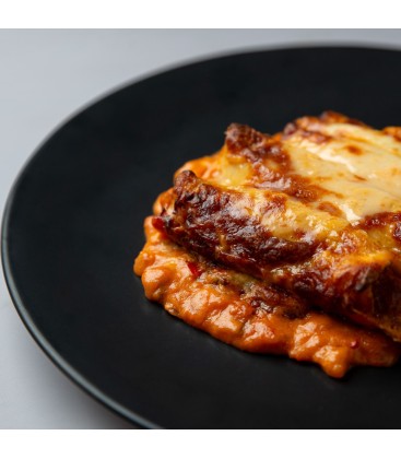 Canelones de atún con bechamel de gambas al ajillo