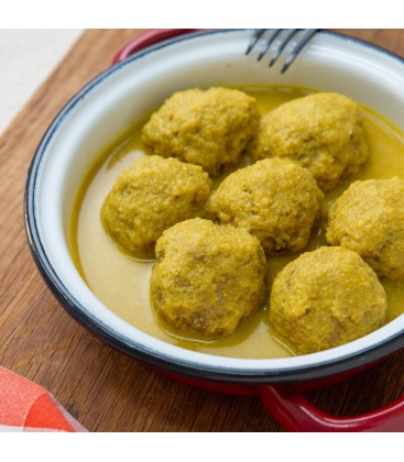 Albóndigas en salsa de almendras