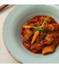 Carne con tomate