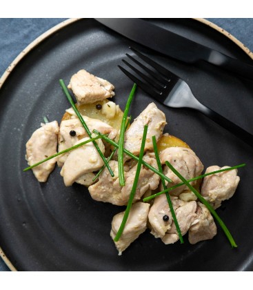 Pollo al ajillo con patatas