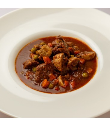 Ragout de ternera en salsa de vino tinto