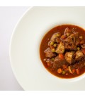 Ragout de ternera en salsa de vino tinto