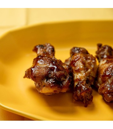Alitas de pollo con salsa bbq