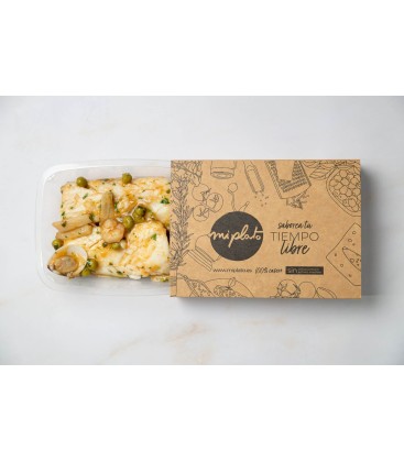 Merluza en salsa con almejas y gambas