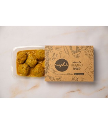 Albóndigas en salsa de almendras