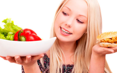 Los 8 malos hábitos más comunes en la alimentación